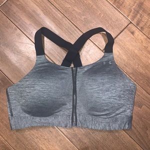 UA Front Zip Sports Bra